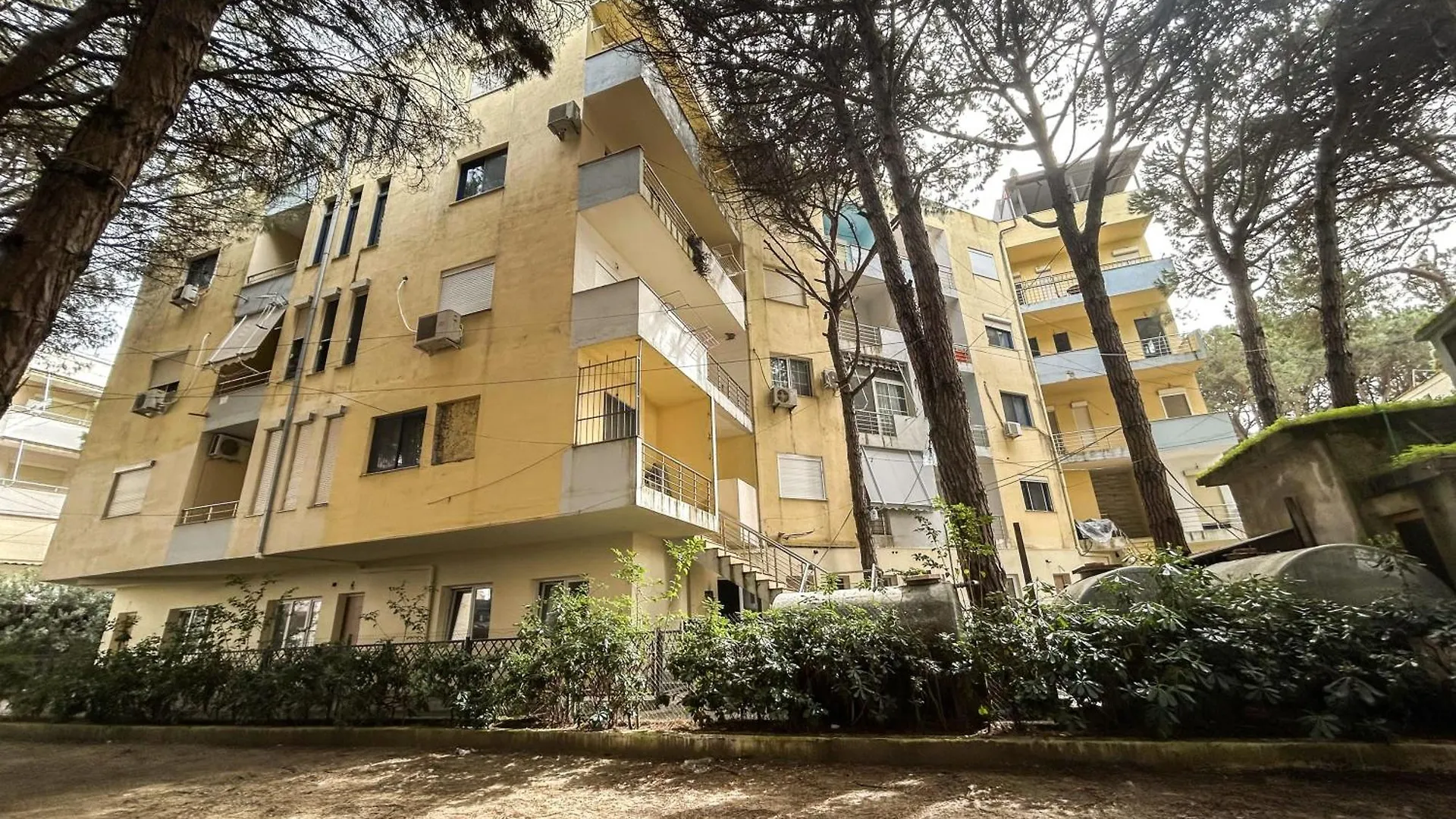 Magical 1063 Apartamento Golem